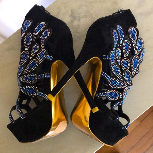 Peacock Stilettos - Picture 6 of 6